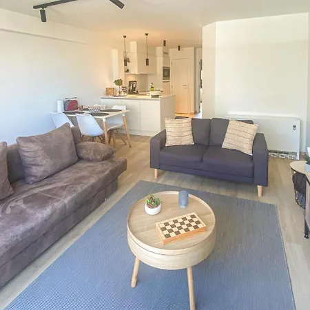 1 Bedroom Lovely In Apartment Ostend