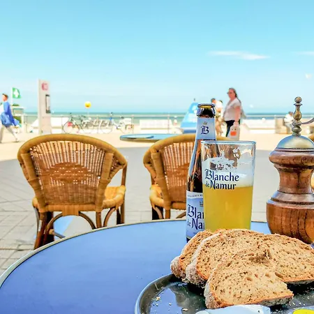 1 Bedroom Lovely In Apartment Ostende